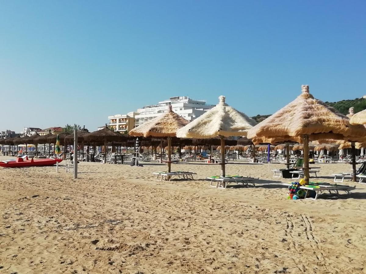 לינה וארוחת בוקר סילבי מרינה Silvi D'Amare מראה חיצוני תמונה